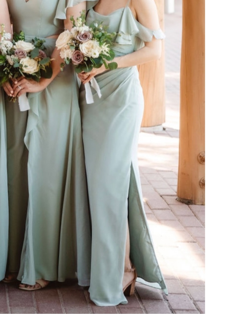 Elegant Sage Green Spaghetti Strap Evening Dress